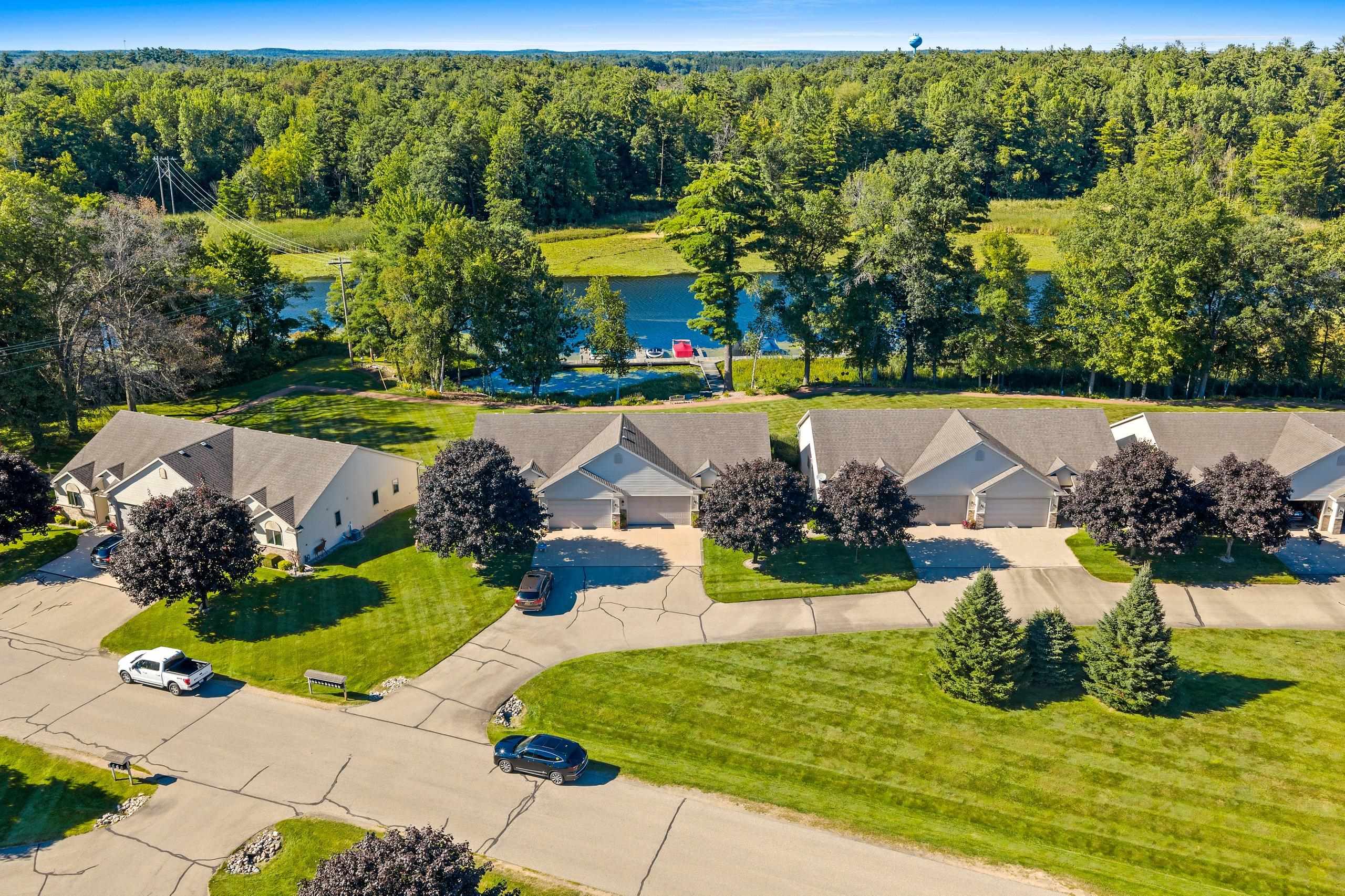 127 Channel Trace Shawano, WI 54166 - Photo 6 of 68