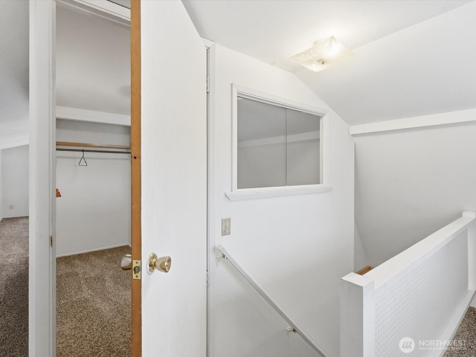 6513 Waller Road East Tacoma, WA 98443 - Photo 26 of 39 Gallery Image 26