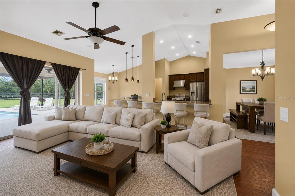 1098 Northwest 165th Ct Road Dunnellon, FL 34432 - Photo 13 of 35