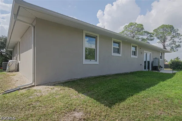 $279,950 | 5017 Wildgoose Circle, LaBelle, FL 33935