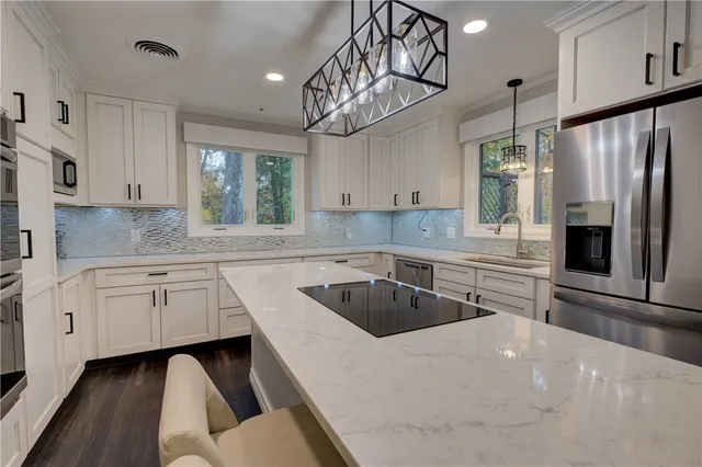 $824,900 | 181 Heritage Drive, Warwick, RI 02818