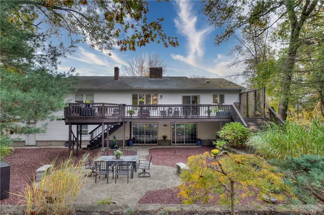 $824,900 | 181 Heritage Drive, Warwick, RI 02818