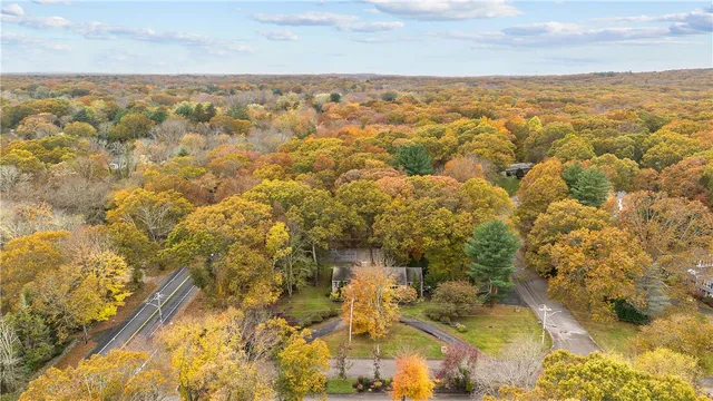 $824,900 | 181 Heritage Drive, Warwick, RI 02818