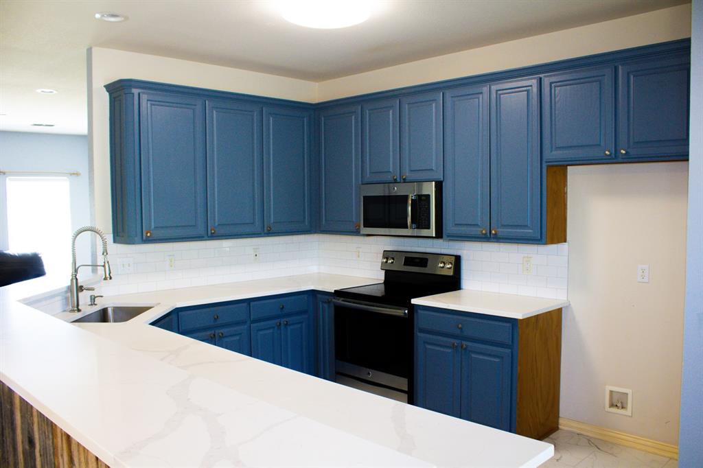 611 Gladness, Unit A Rhome, TX 76078 - Photo 18 of 40