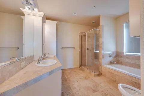 $1,650,000 | 9 Maui Lane, Dillon Beach, CA 94929