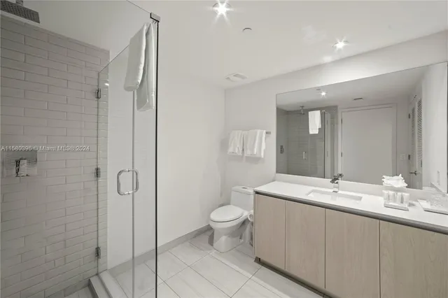 $6,000 | South Central Beach, Hollywood, FL 33019