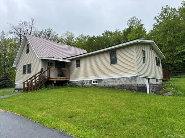$1,800 | 405 Burnt Hill Road, Roscoe, NY 12776