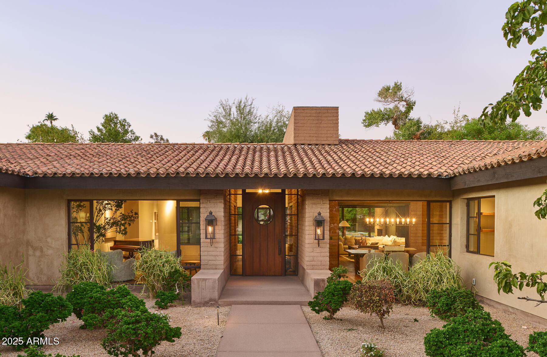 514 West Rose Lane Phoenix, AZ 85013 - Photo 5 of 64 Front Entrance