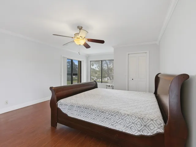 a view of front of house with yard and green space