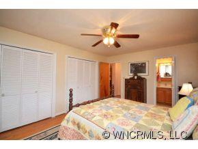 134 Pine Ridge Drive Fairview, NC 28730 - Photo 12 of 24 Gallery Image 12