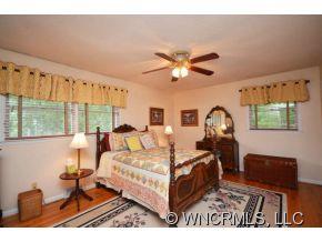 134 Pine Ridge Drive Fairview, NC 28730 - Photo 13 of 24 Gallery Image 13