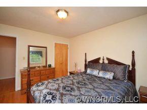 134 Pine Ridge Drive Fairview, NC 28730 - Photo 15 of 24 Gallery Image 15