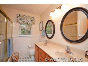 134 Pine Ridge Drive Fairview, NC 28730 - Photo 18 of 24 Gallery Image 18