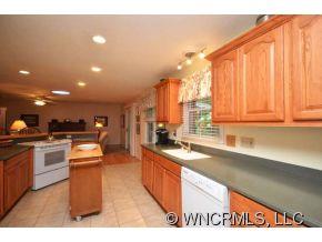 134 Pine Ridge Drive Fairview, NC 28730 - Photo 9 of 24 Gallery Image 9