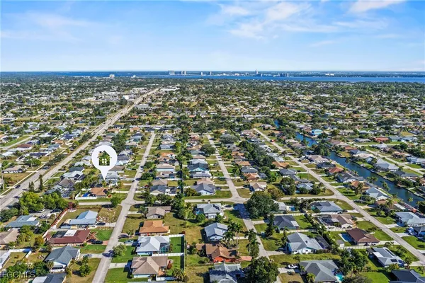 $5,500 | 1831 Southeast Van Loon Terrace, Cape Coral, FL 33990