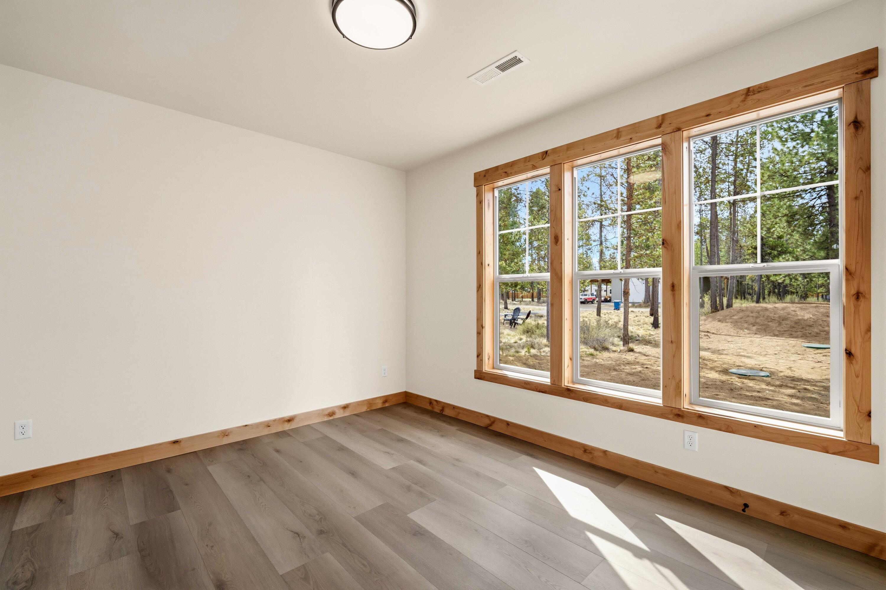 17146 Covina Road Bend, OR 97707 - Photo 24 of 65