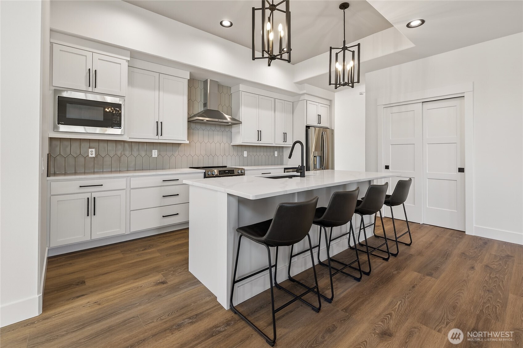 910 Racine Spgs Drive Wenatchee, WA 98801 - Photo 3 of 21