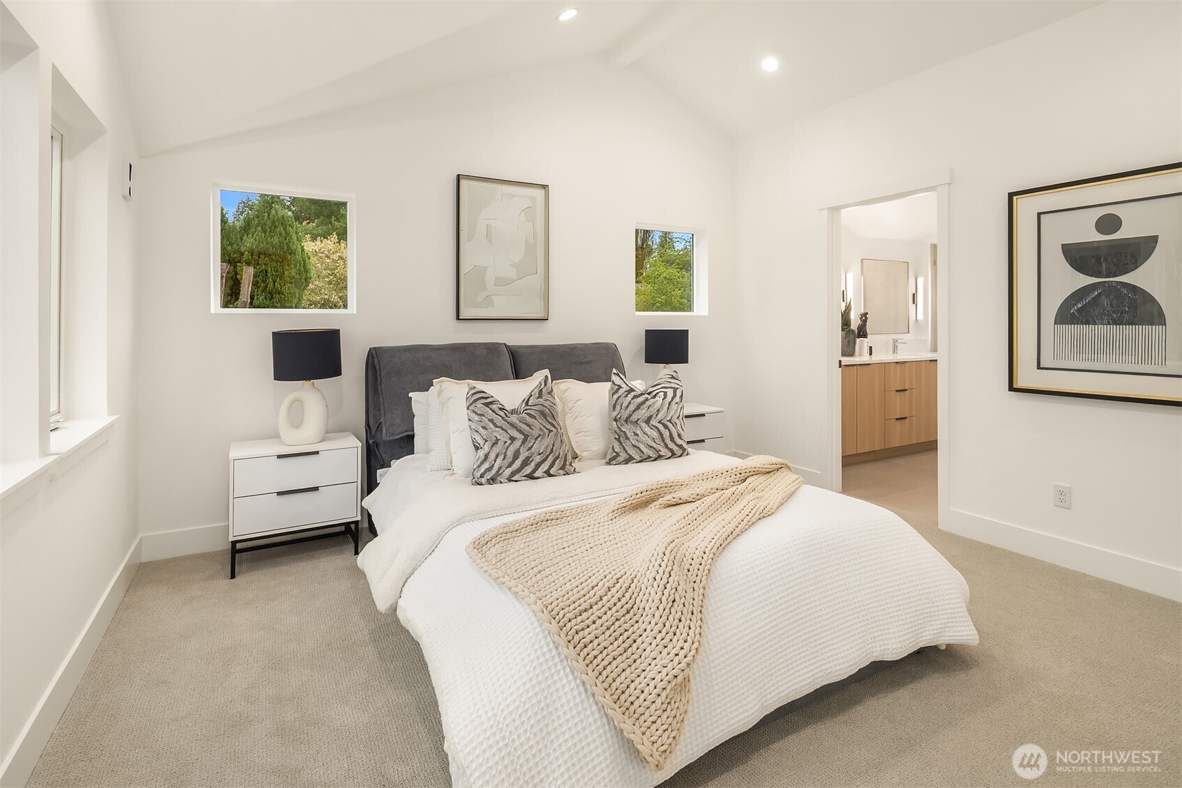 533 North 70th Street Seattle, WA 98103 - Photo 13 of 29