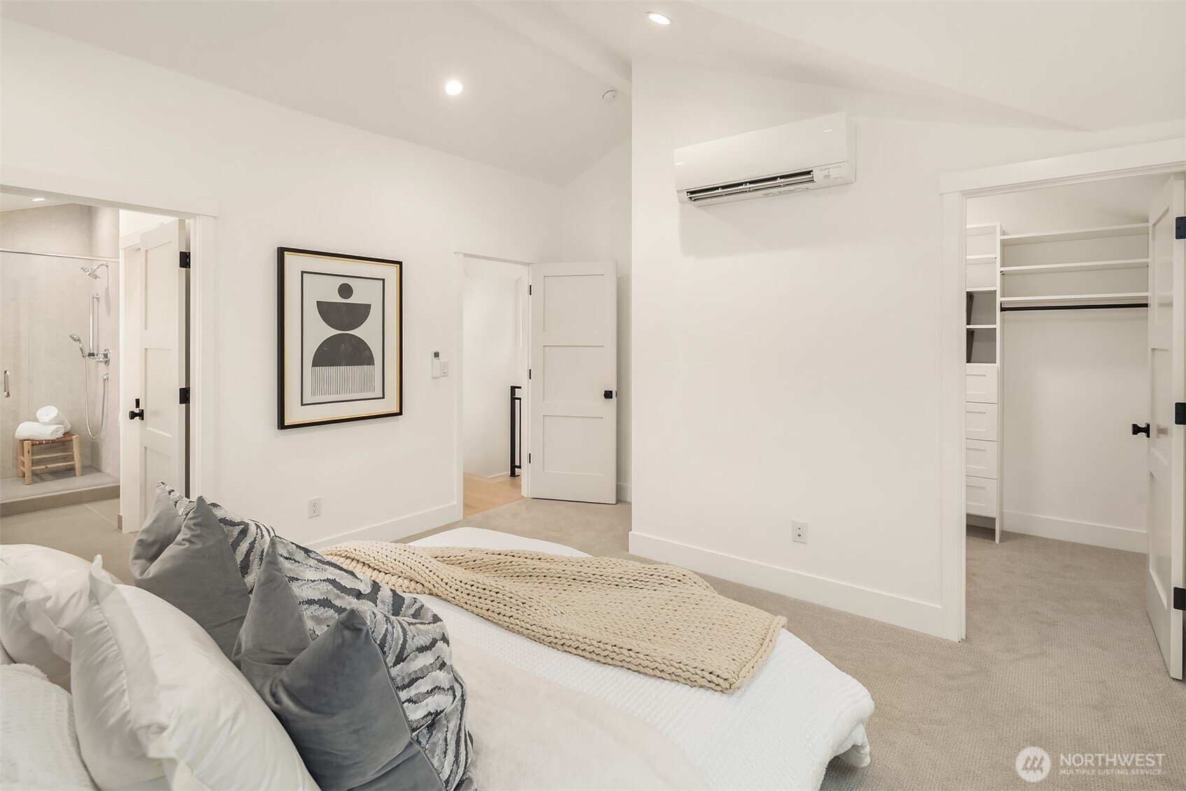 533 North 70th Street Seattle, WA 98103 - Photo 14 of 29