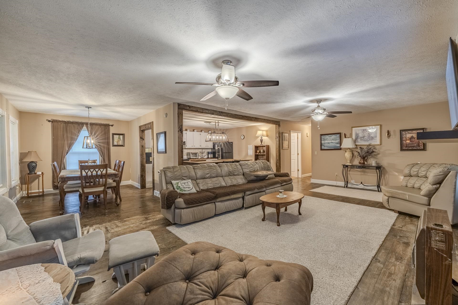 1640 Lick Creek Road Michie, TN 38357 - Photo 4 of 40