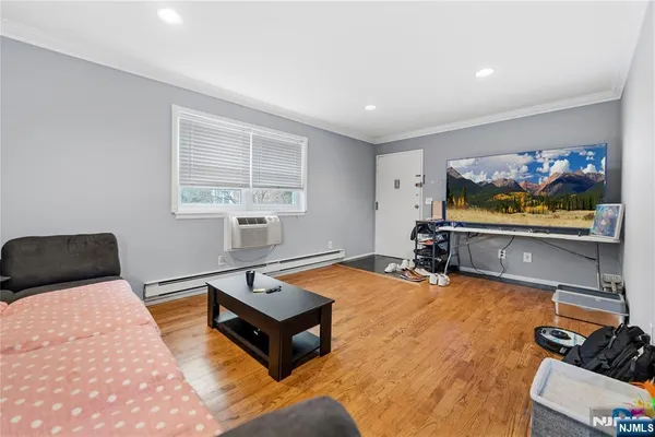 $285,000 | 162 Belleville Avenue, Unit 1A, Bloomfield, NJ 07003