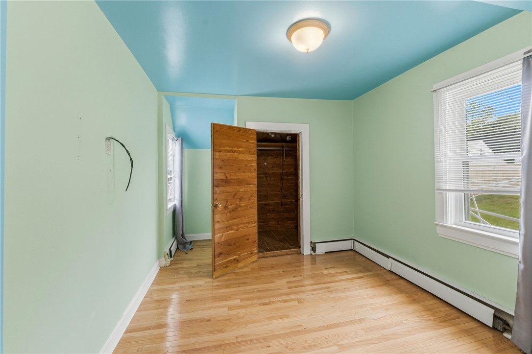 34 Intervale Road Cranston, RI 02910 - Photo 32 of 46