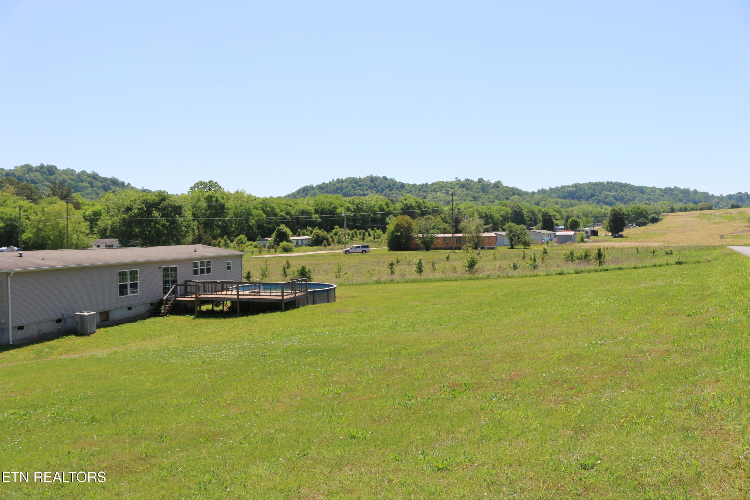 103 Meadow Brook Road Sweetwater, TN 37874 - Photo 28 of 30 backyard
