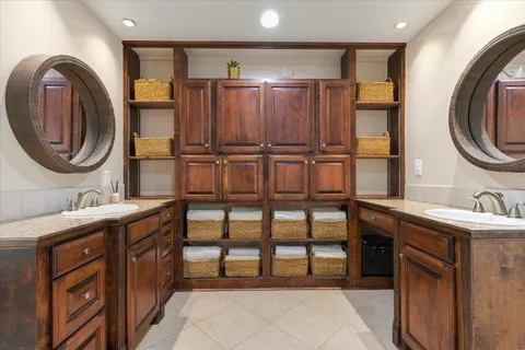 $550,000 | 12400 Rusted Nail Cove, Austin, TX 78750