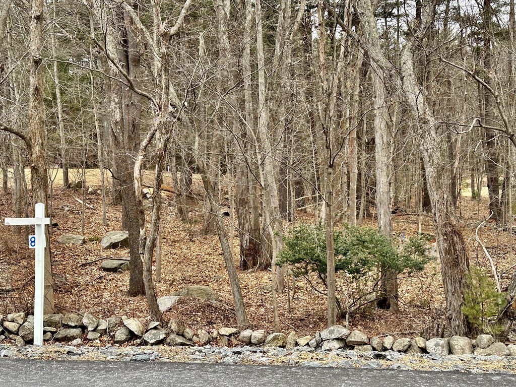86 High Ma Upton, MA 01568 - Photo 1 of 10 Gallery Image 1