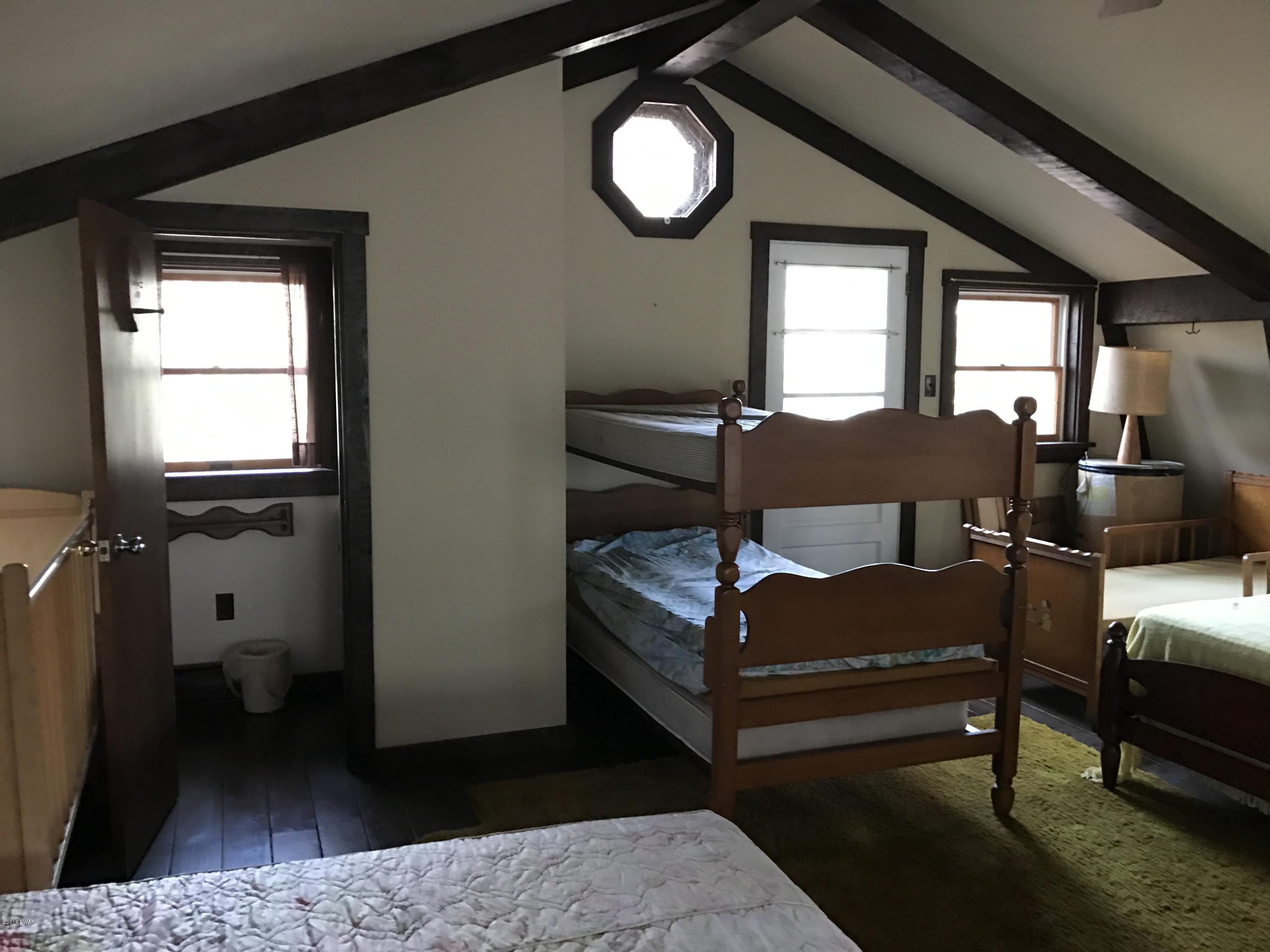 183 Oneida Road Shohola, PA 18458 - Photo 26 of 39