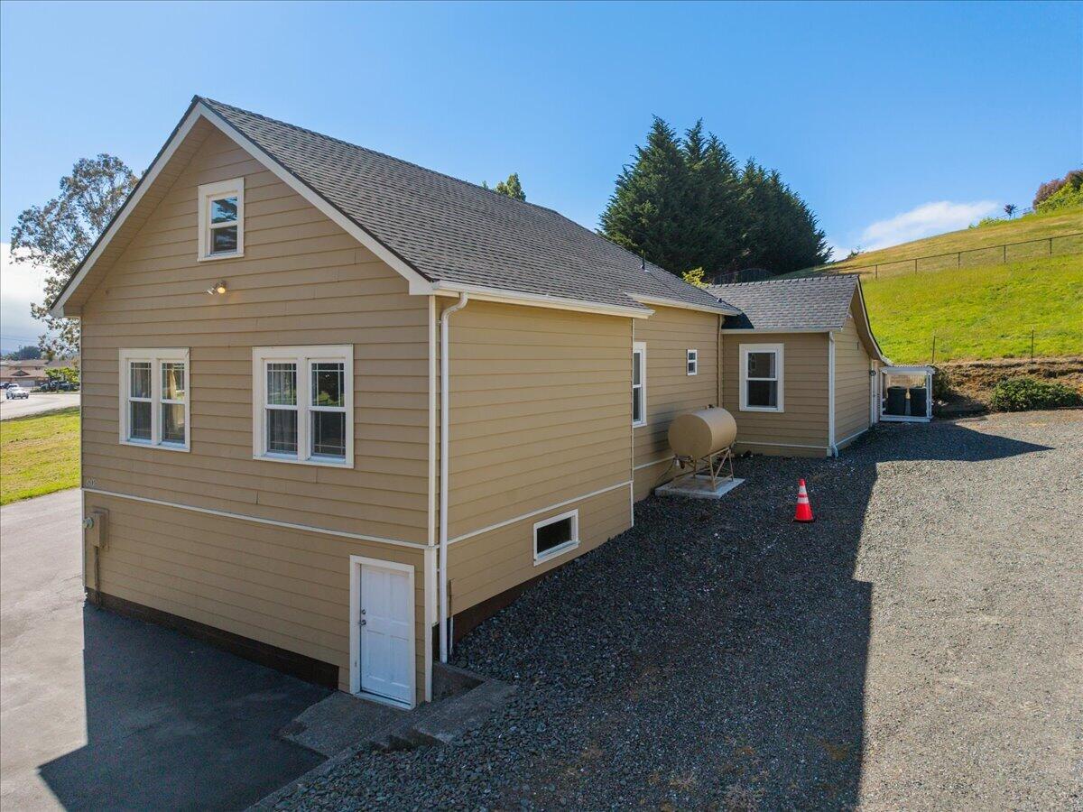 2695 Newburg Road Fortuna, CA 95540 - Photo 22 of 36