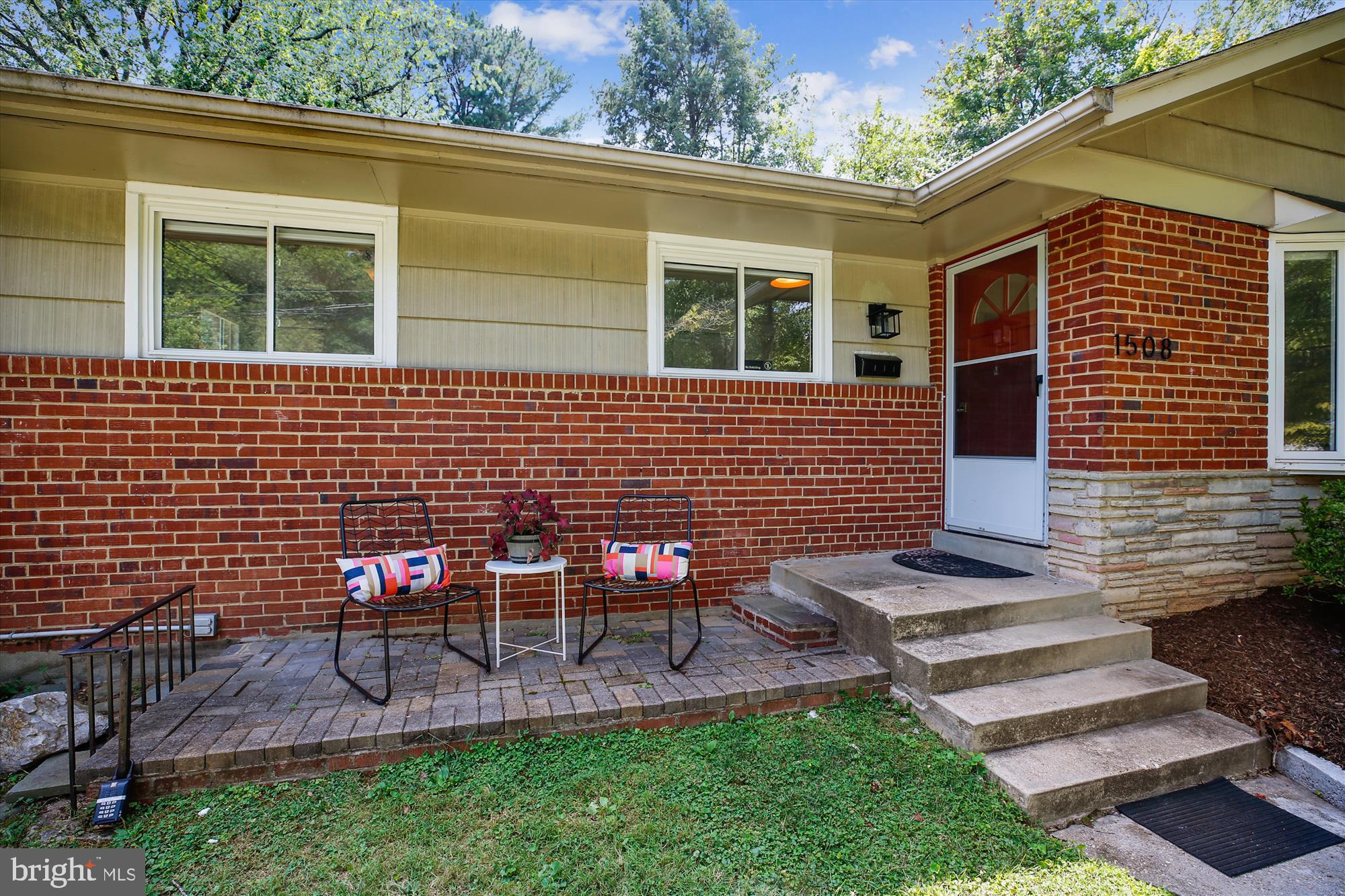 1508 Flora Lane Silver Spring, MD 20910 - Photo 44 of 51 Front porch area