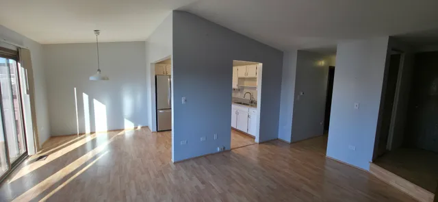 $280,000 | 660 Cumberland Trail, Unit BB2, Roselle, IL 60172