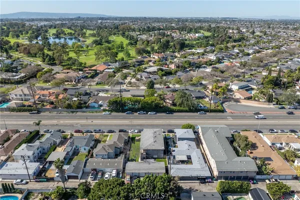 $1,895,000 | 4336 North Lakewood Boulevard, Long Beach, CA 90808