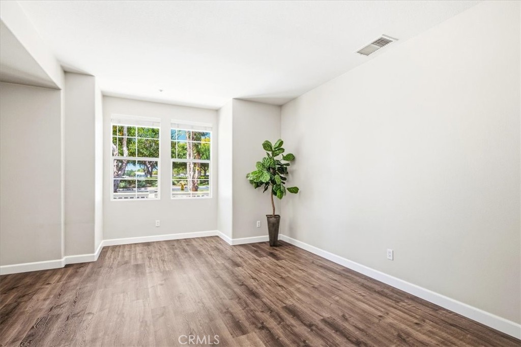 27 Whitworth Ladera Ranch, CA 92694 - Photo 4 of 33 The Living Room Area