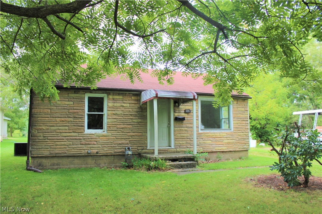 295 North Seneca Street Rittman, OH 44270 - Photo 1 of 18