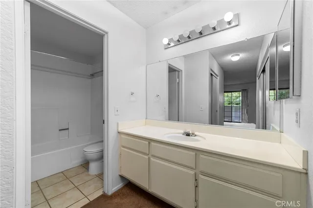 $499,999 | 202 Evergreen Court, Azusa, CA 91702