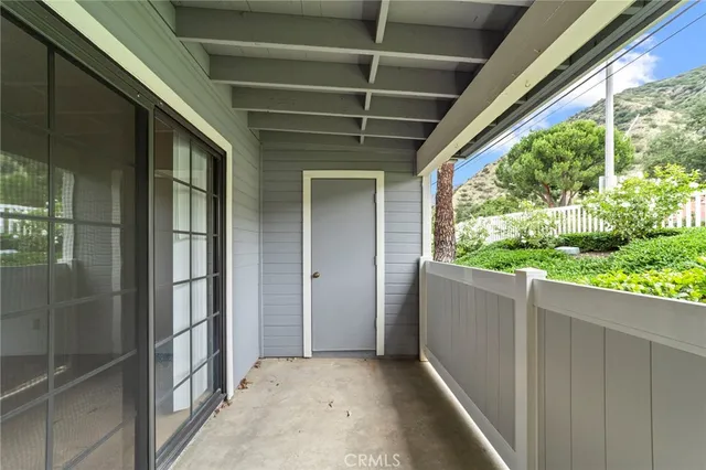 $499,999 | 202 Evergreen Court, Azusa, CA 91702