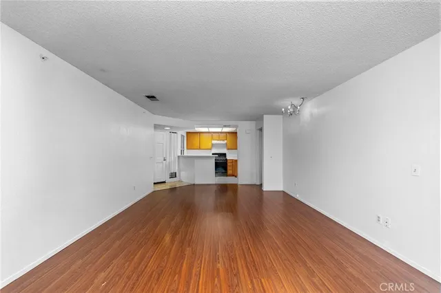 $499,999 | 202 Evergreen Court, Azusa, CA 91702