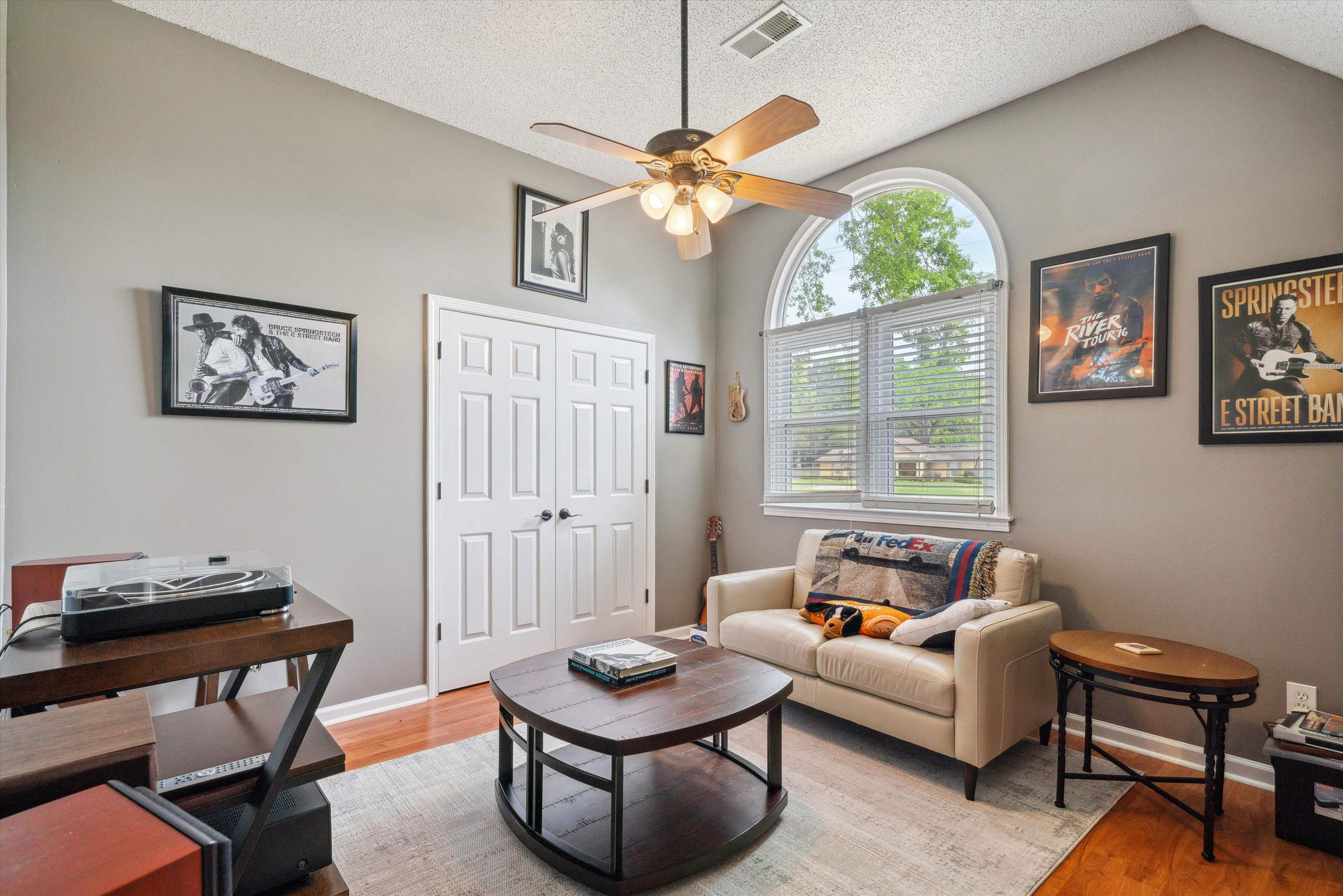 699 Fletcher Road Collierville, TN 38017 - Photo 22 of 32 Gallery Image 22
