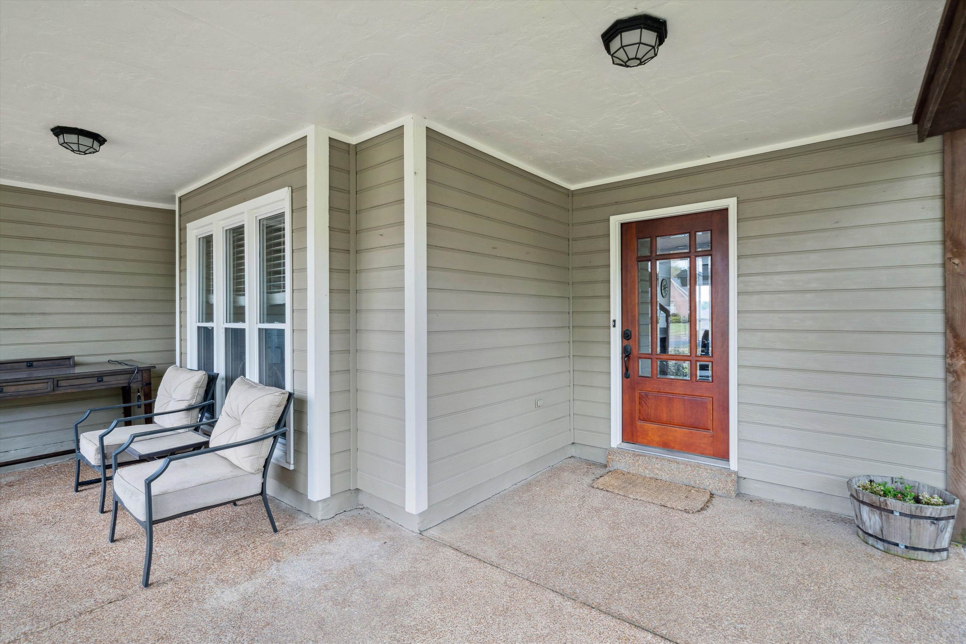 699 Fletcher Road Collierville, TN 38017 - Photo 3 of 32 Gallery Image 3