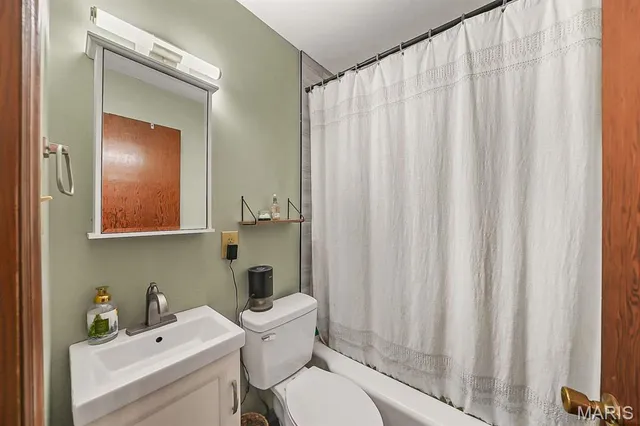 $234,900 | 1831 West McCarty Street, Jefferson City, MO 65109