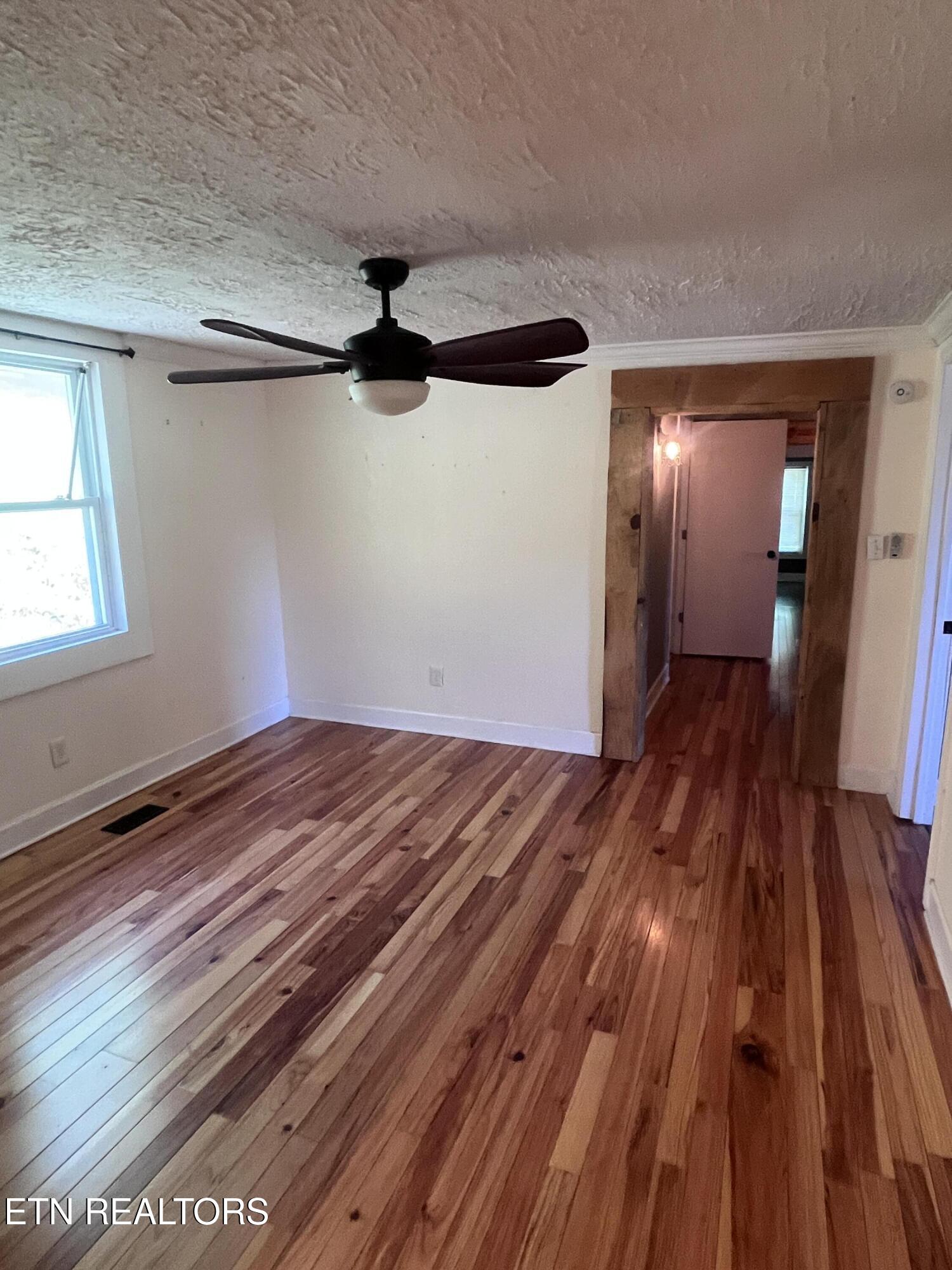 3002 Highway 61 Luttrell, TN 37779 - Photo 18 of 35 IMG_0805