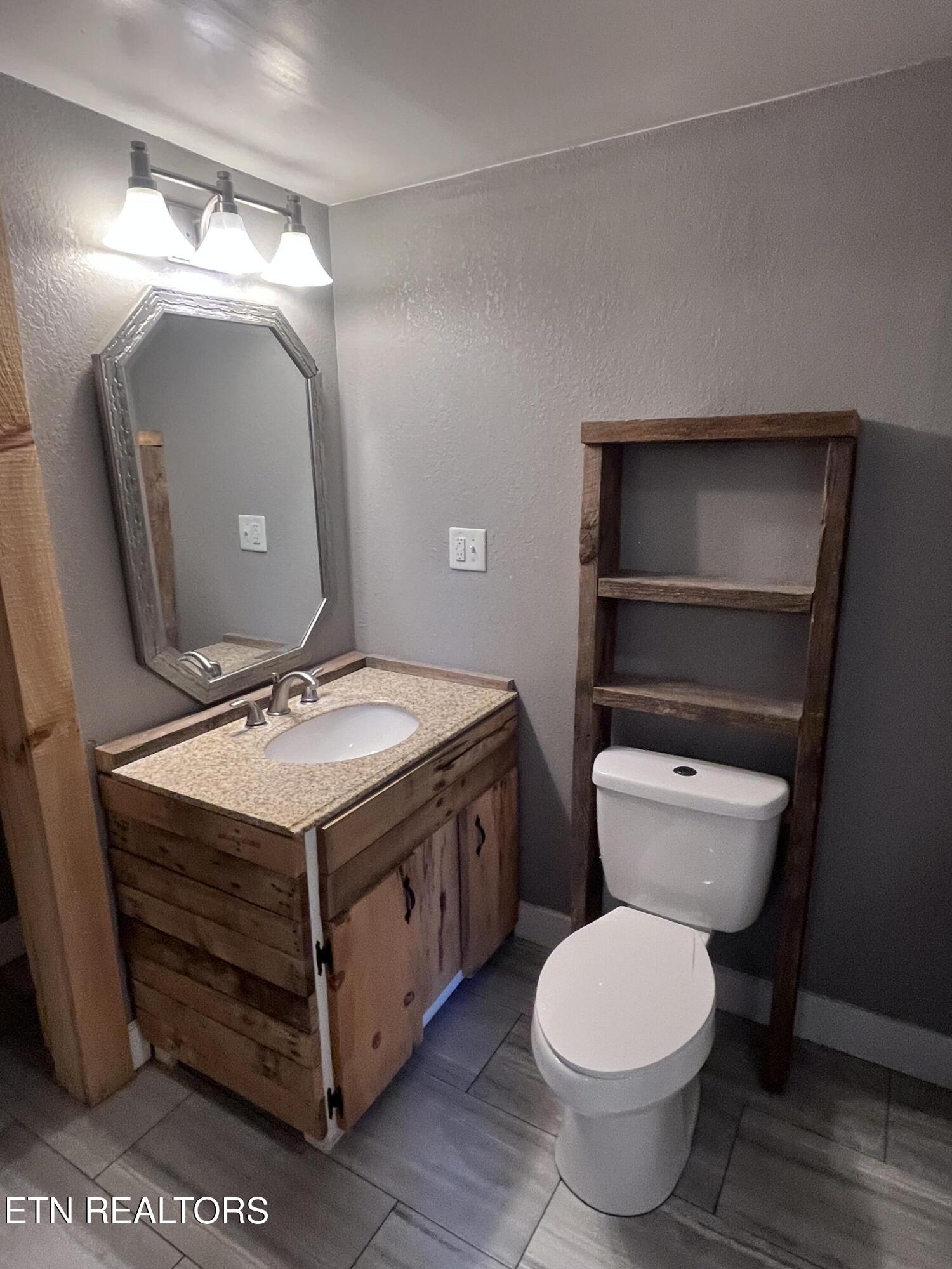 3002 Highway 61 Luttrell, TN 37779 - Photo 20 of 35 IMG_0808