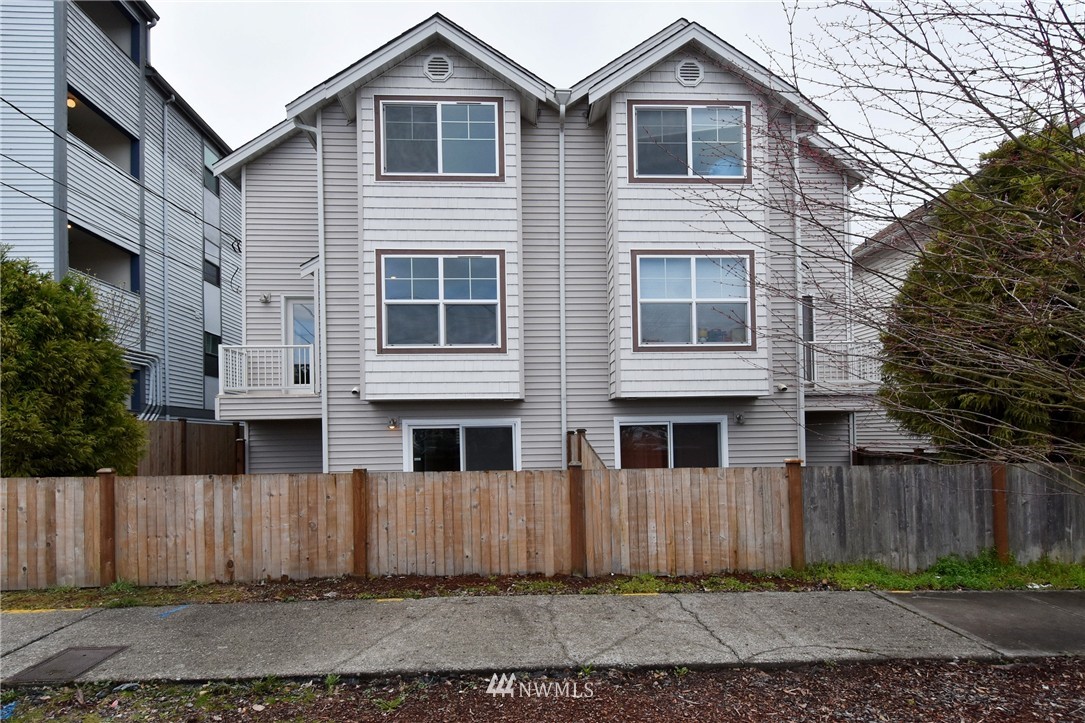 1141 North 94th Street, Unit B Seattle, WA 98103 - Photo 22 of 25 Gallery Image 22
