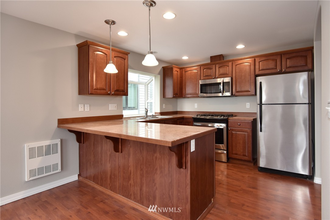 1141 North 94th Street, Unit B Seattle, WA 98103 - Photo 7 of 25 Gallery Image 7