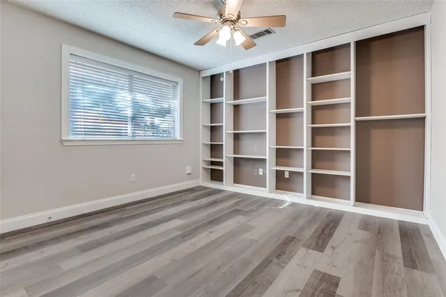 $2,850 | 410 Steeplechase Trail, Kennedale, TX 76060