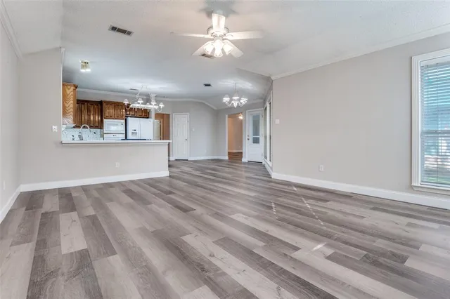 $2,850 | 410 Steeplechase Trail, Kennedale, TX 76060