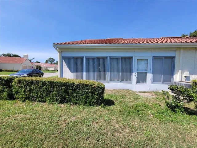 $329,400 | 946 Madrid Drive, Palm Harbor, FL 34684