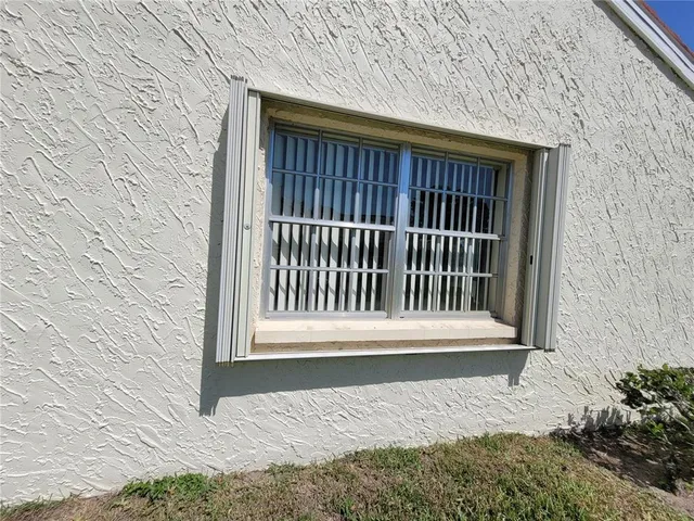 $329,400 | 946 Madrid Drive, Palm Harbor, FL 34684